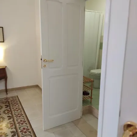 95 A Bed & Breakfast