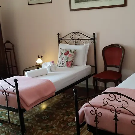 Bed & Breakfast 95 A *